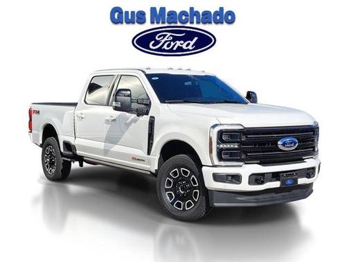 White Metallic 2025 Ford F-250 Platinum