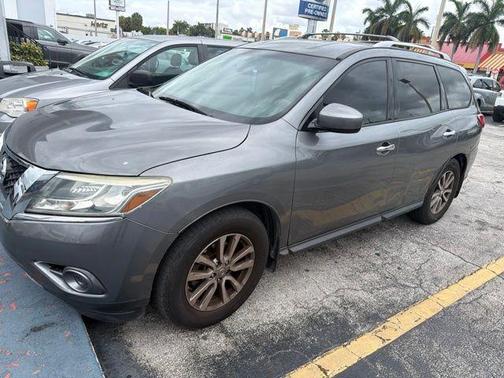 Gun 2015 Nissan Pathfinder S