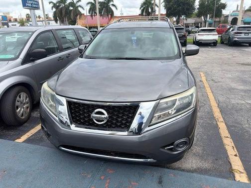 Gun 2015 Nissan Pathfinder S