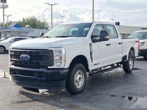 Oxford White 2026 Ford F-250 XL