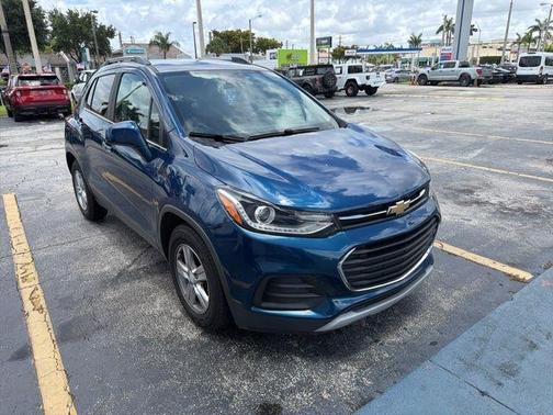 Pacific Blue Metallic 2020 Chevrolet Trax LT