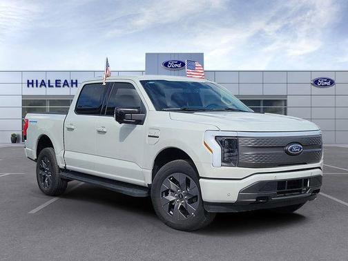 2023 Ford F-150 Lightning XLT