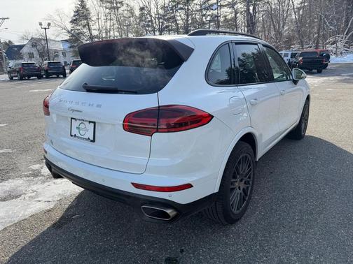 2018 Porsche Cayenne Platinum Edition