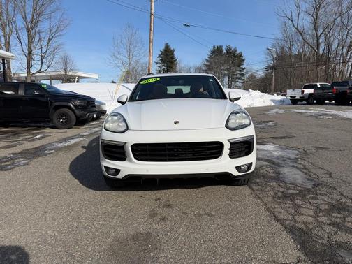 2018 Porsche Cayenne Platinum Edition