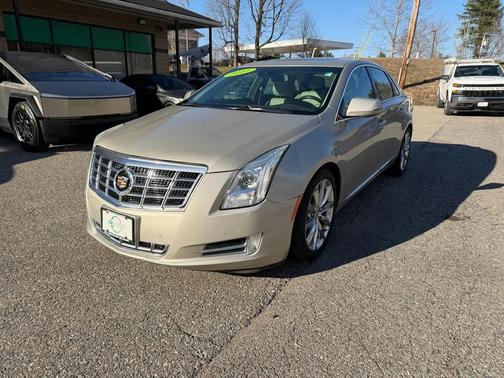 Silver Coast Metallic 2013 Cadillac XTS Luxury