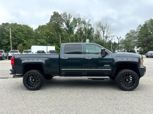 2019 Chevrolet Silverado 2500 High Country