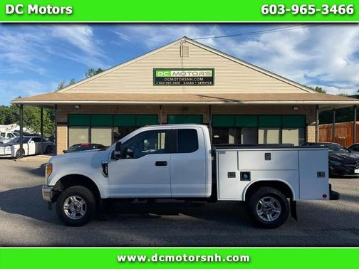 Oxford White 2017 Ford F-350 XL