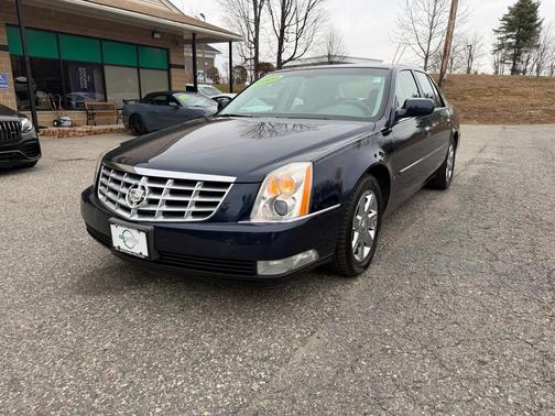 2006 Cadillac DTS Base