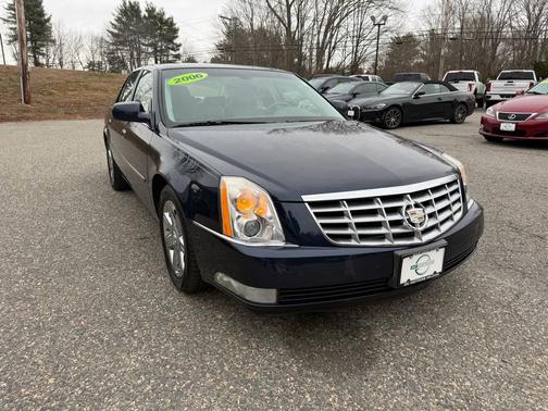 2006 Cadillac DTS Base