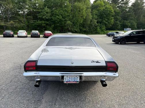 Silver 1969 Chevrolet Chevelle SS