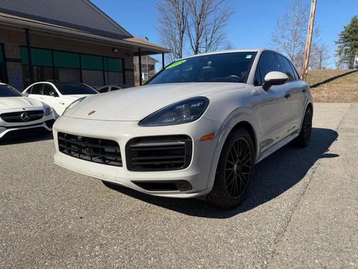2021 Porsche Cayenne GTS