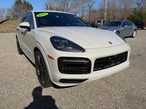 2021 Porsche Cayenne GTS
