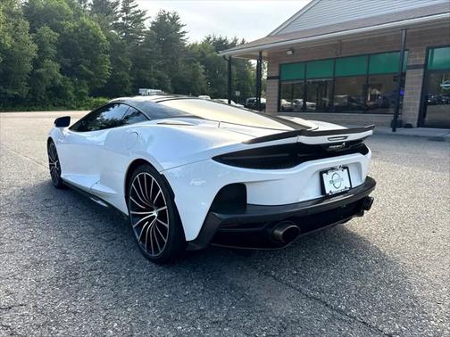 2022 McLaren GT Coupe