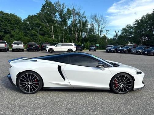 2022 McLaren GT Coupe
