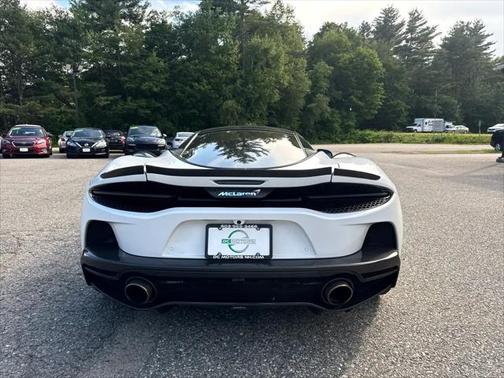 2022 McLaren GT Coupe