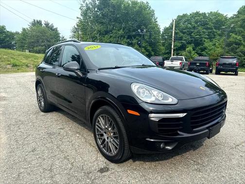 2017 Porsche Cayenne Platinum Edition