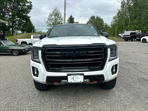2021 GMC Yukon XL 4WD AT4
