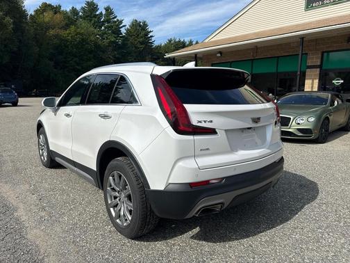 2020 Cadillac XT4 Premium Luxury