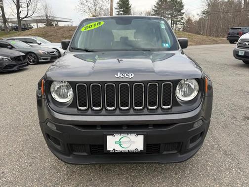 Granite Crystal Metallic Clearcoat 2018 Jeep Renegade Sport