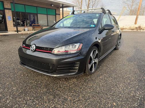 2016 Volkswagen Golf GTI 2.0T SE 4-Door