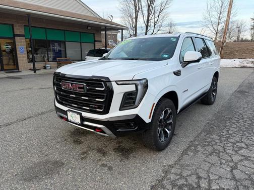2025 GMC Yukon 4WD AT4