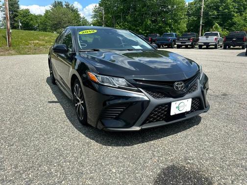 2019 Toyota Camry XLE