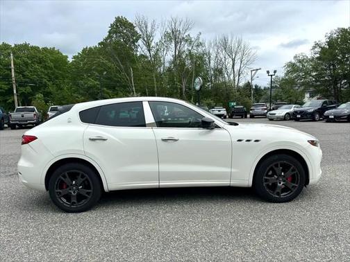 2018 Maserati Levante Base