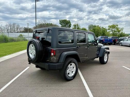 2017 Jeep Wrangler Unlimited Sport
