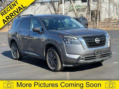 2025 Nissan Pathfinder SV FWD