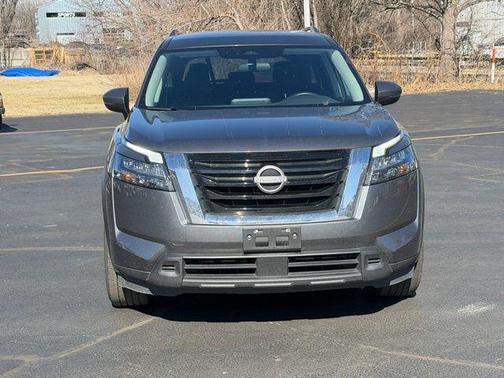 2025 Nissan Pathfinder SV FWD