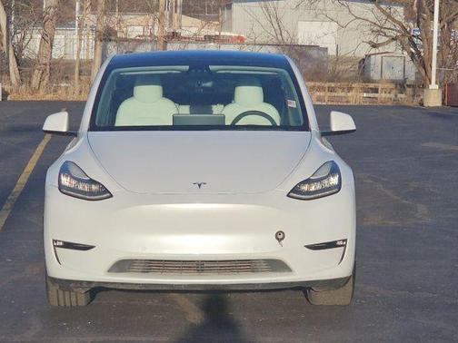 2021 Tesla Model Y Long Range Dual Motor All-Wheel Drive