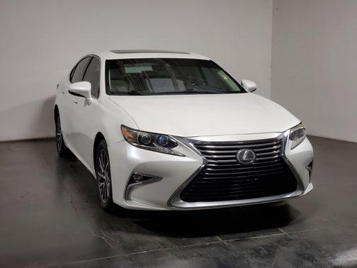 2017 Lexus ES 350 Base