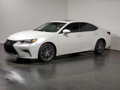 2017 Lexus ES 350 Base