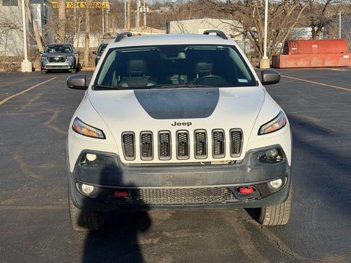 2018 Jeep Cherokee Trailhawk