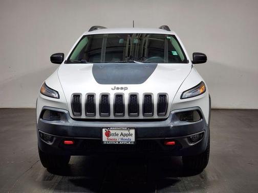 2018 Jeep Cherokee Trailhawk