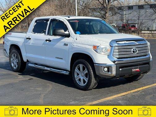 2017 Toyota Tundra SR5