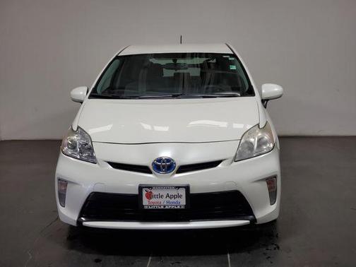 Blizzard Pearl 2013 Toyota Prius Three