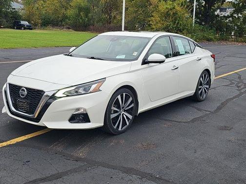 2020 Nissan Altima Platinum VC-Turbo FWD