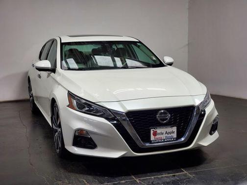 2020 Nissan Altima Platinum VC-Turbo FWD