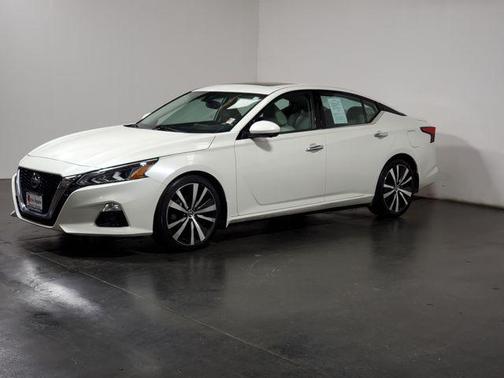 2020 Nissan Altima Platinum VC-Turbo FWD