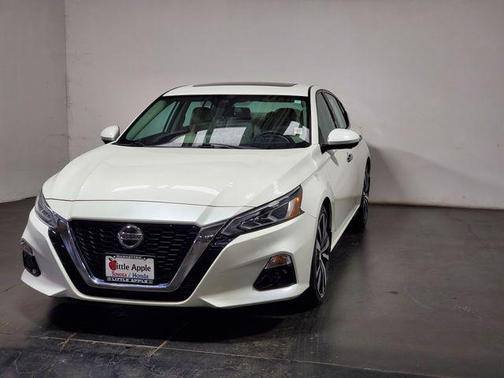 2020 Nissan Altima Platinum VC-Turbo FWD