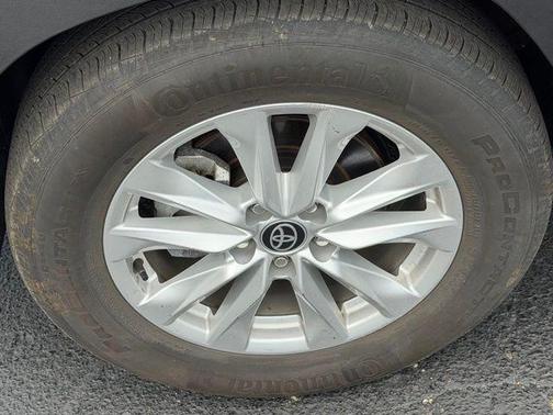 Barcelona Red Metallic 2023 Toyota Corolla Cross LE