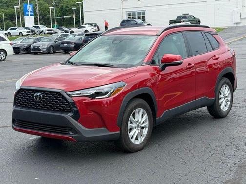 Barcelona Red Metallic 2023 Toyota Corolla Cross LE