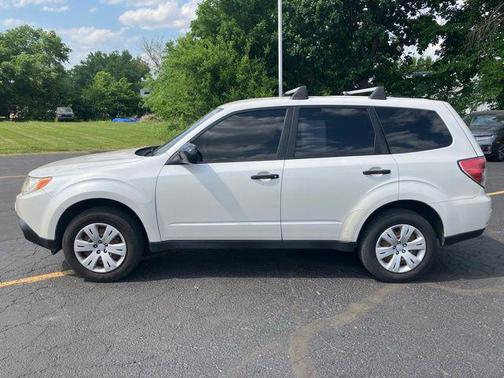 Satin White Pearl 2012 Subaru Forester 2.5X