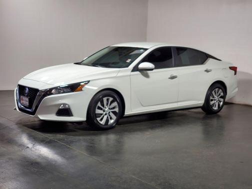 2022 Nissan Altima S FWD