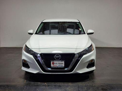 2022 Nissan Altima S FWD