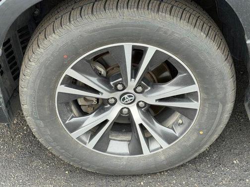 Ooh La La Rouge Mica 2016 Toyota Highlander XLE