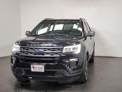 Magnetic Metallic 2019 Ford Explorer XLT
