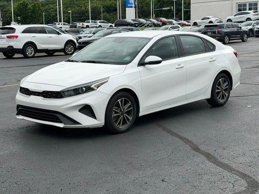 Snow White Pearl 2022 Kia Forte LXS