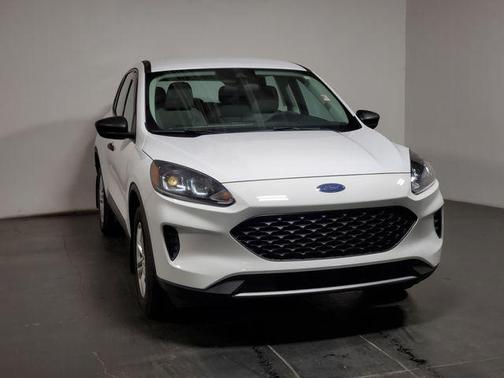 Oxford White 2022 Ford Escape S